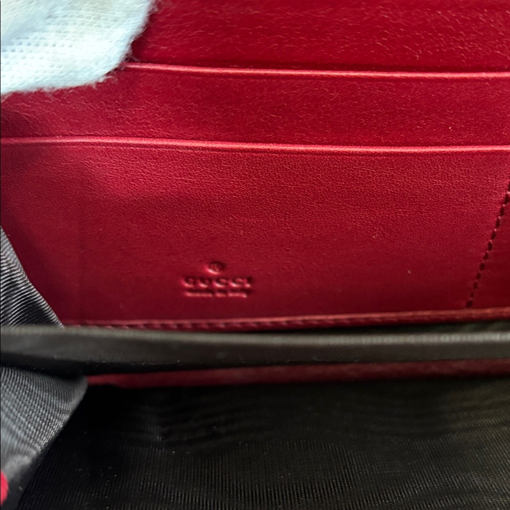 🌟 Gucci Microguccissima Red Leather Zip-Around Wallet 🌟 - Picture 10 of 17